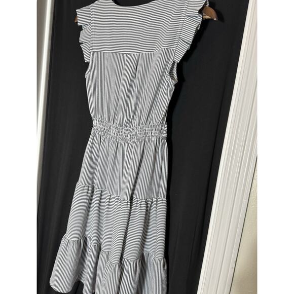 Monteau Los Angeles Dress Grey White Stripe Fit Flare Dress Small Cap Sleeve - Picture 8 of 8